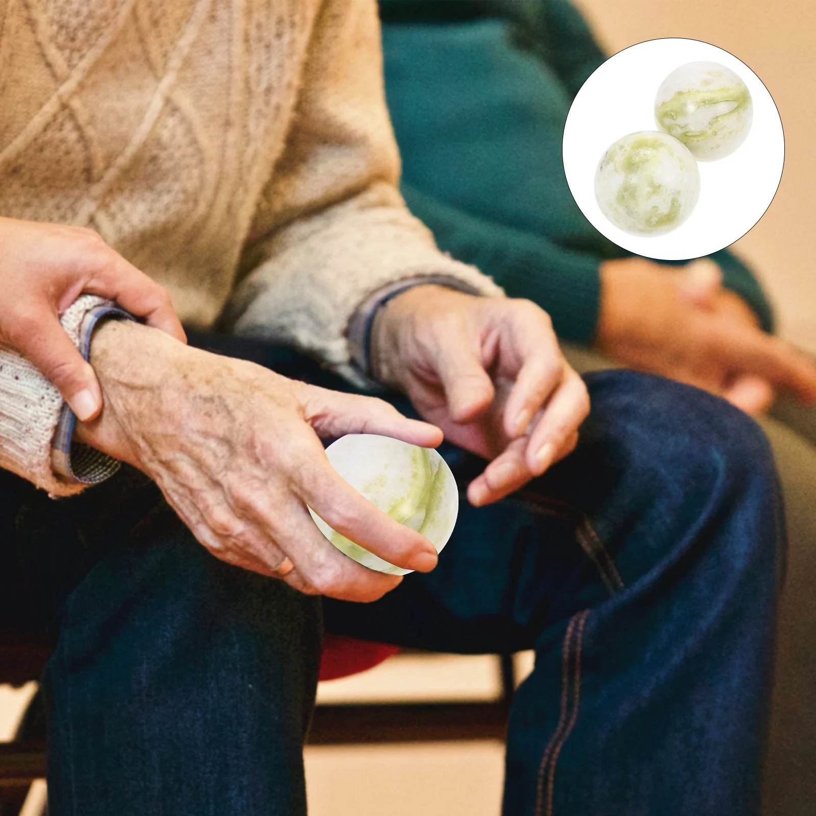 كرات تدليك من حجر اليشم مجموعة واحدة من كرات التمرين الصينية هدية لكبار السن لتخفيف عضلات اليد وتحسين الدورة الدموية واللياقة البدنية