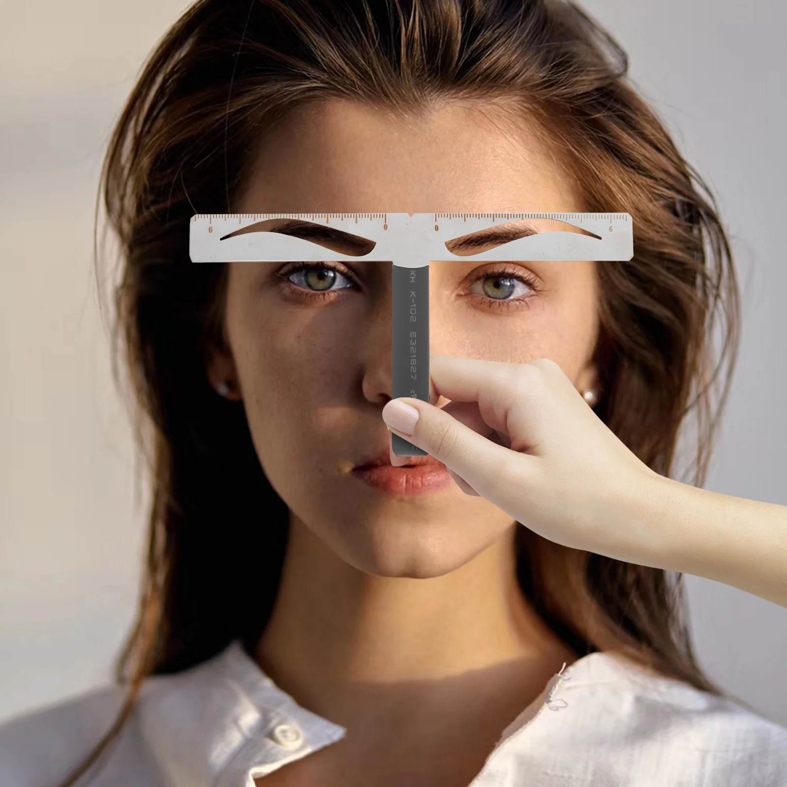 Règle de pochoir à sourcils réutilisable, outil professionnel de mesure des sourcils à trois points, outil de dessin des sourcils de positionnement classique