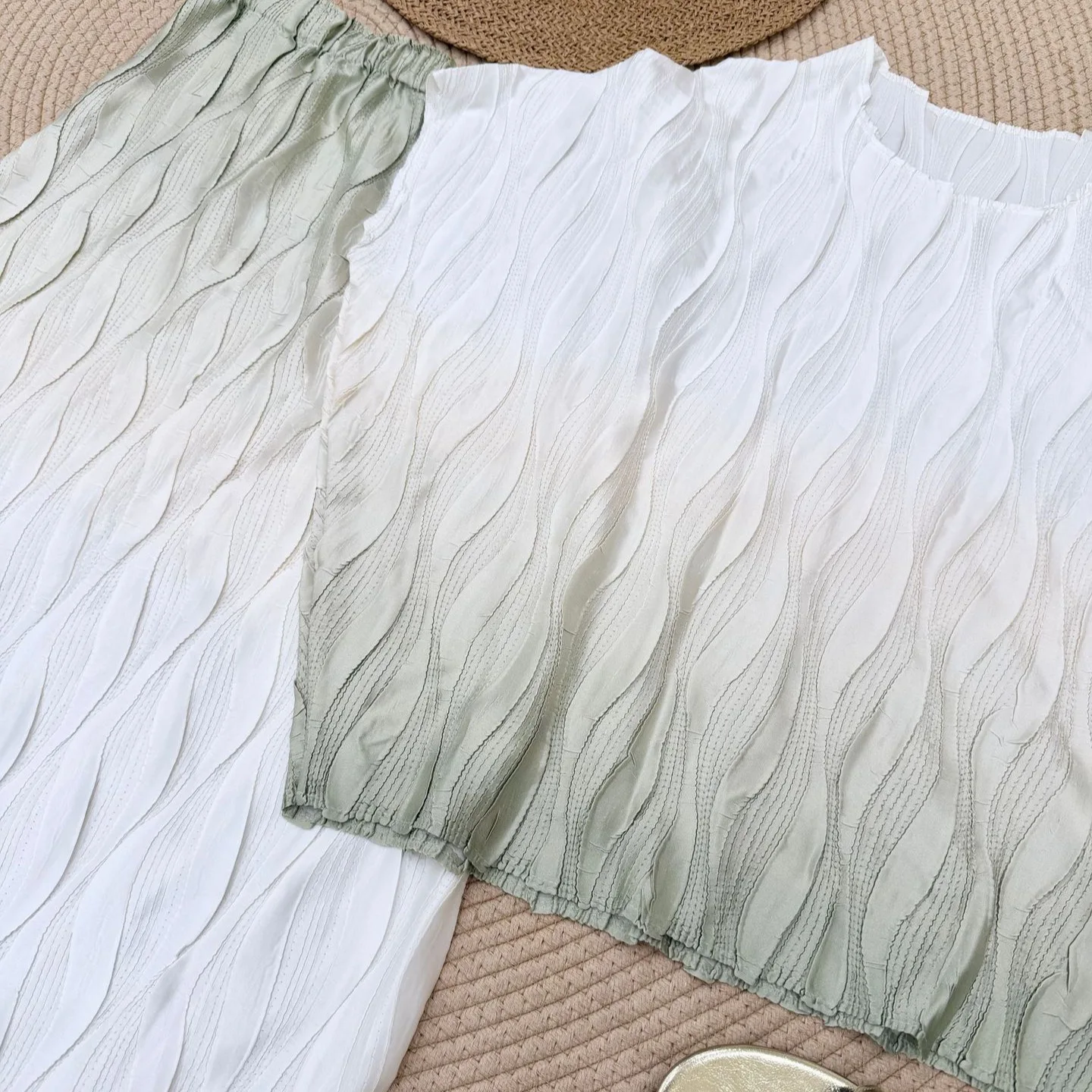 Miyake Pleats 2026 Original Summer New Style Artistic Gradient Texture Pleated Fashion Versatile Casual Loose Suit for Women