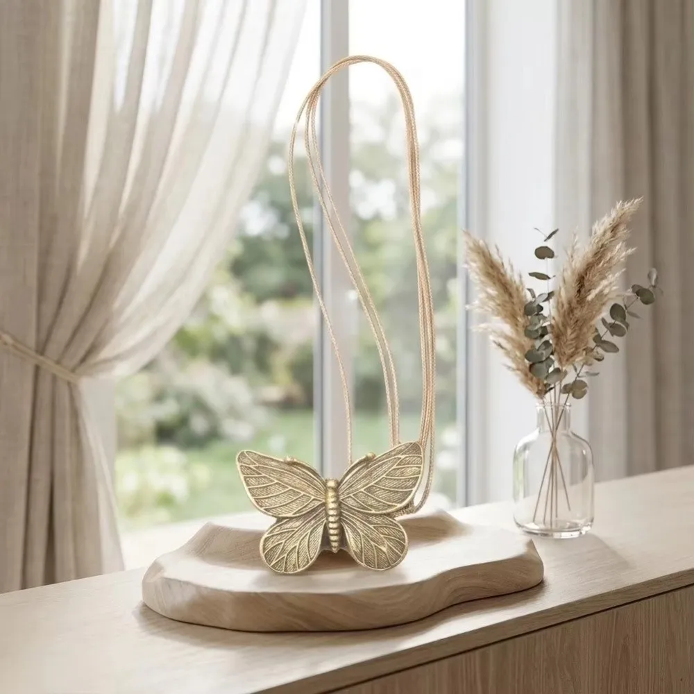 Plastic Magnetic Curtain Tieback Magnetic Closure Adjustable Rope Curtain Rope Holder Portable Butterfly Shape Curtain Buckle