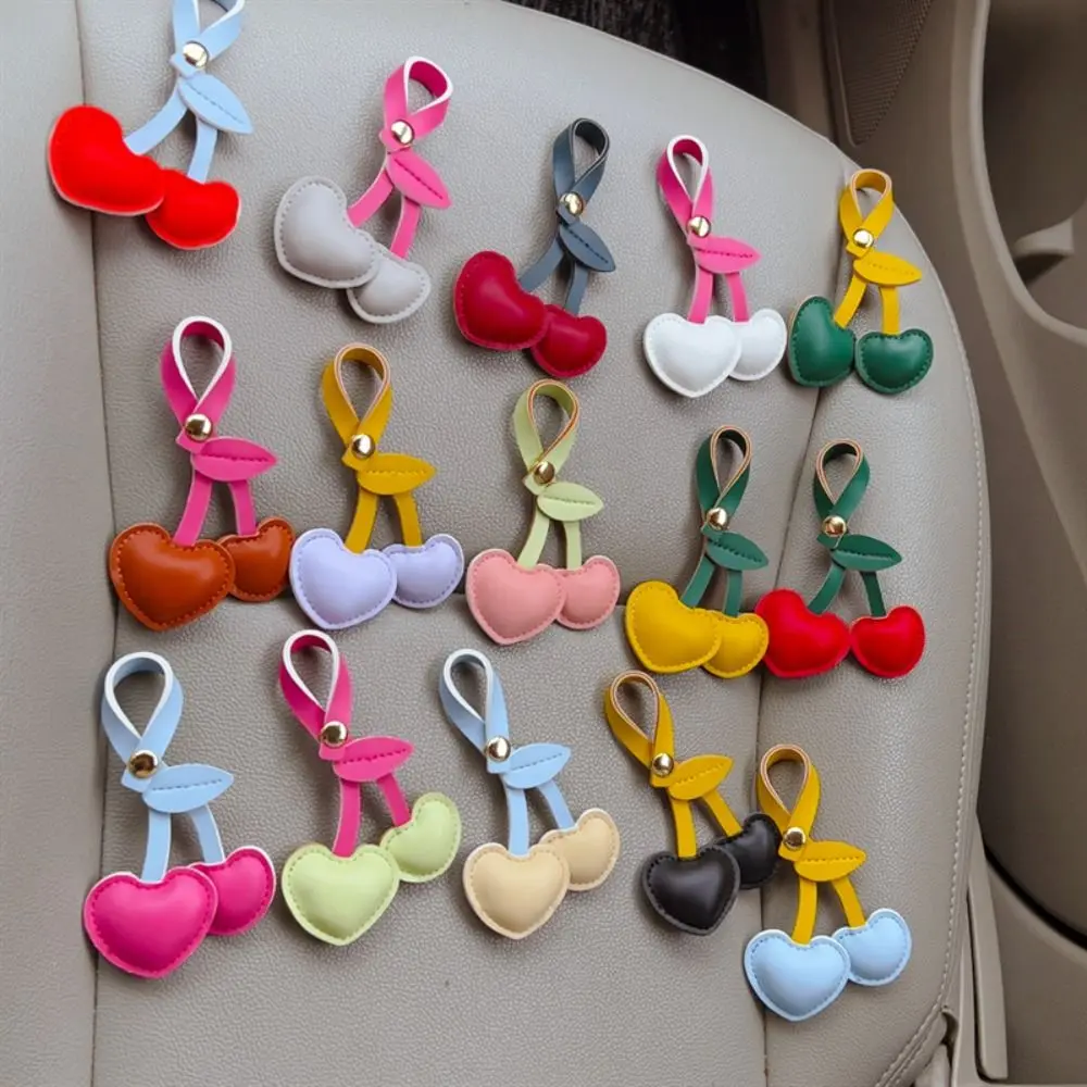 

Multi-color PU Leather Keychain Love Cartoon PU Leather Hanger Car Keyring Fashion Bag Pendant Women