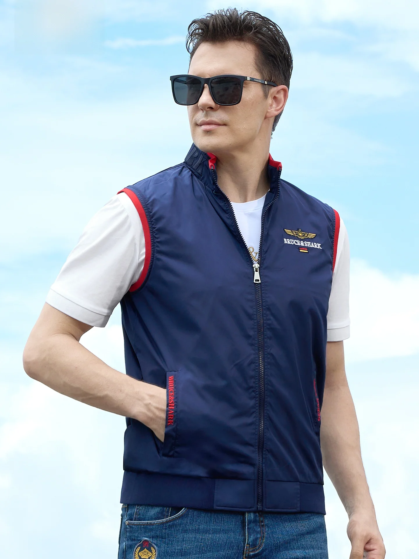 

New Fall Men's Lightweight Sport Jaet Bruce & ark Brand Embroidered Large Size Vest Faionable Urban Sle Polyester Fiber