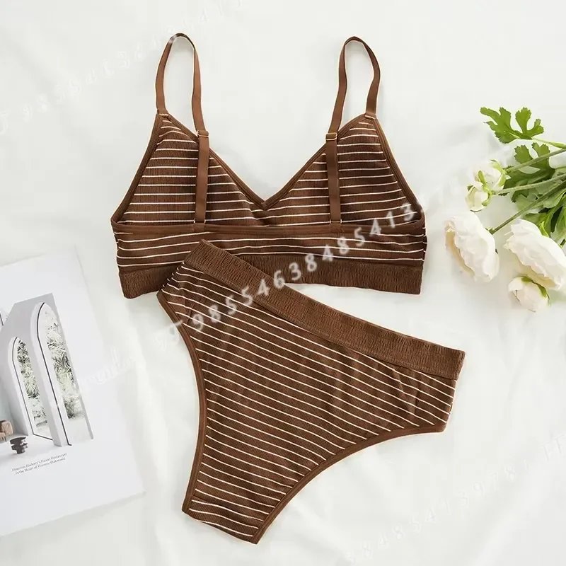 New Design Hot Sale Seamless Bra and Brief Set Women Cotton Bikini Style Bralette Panties Underwear for Teenage Girls