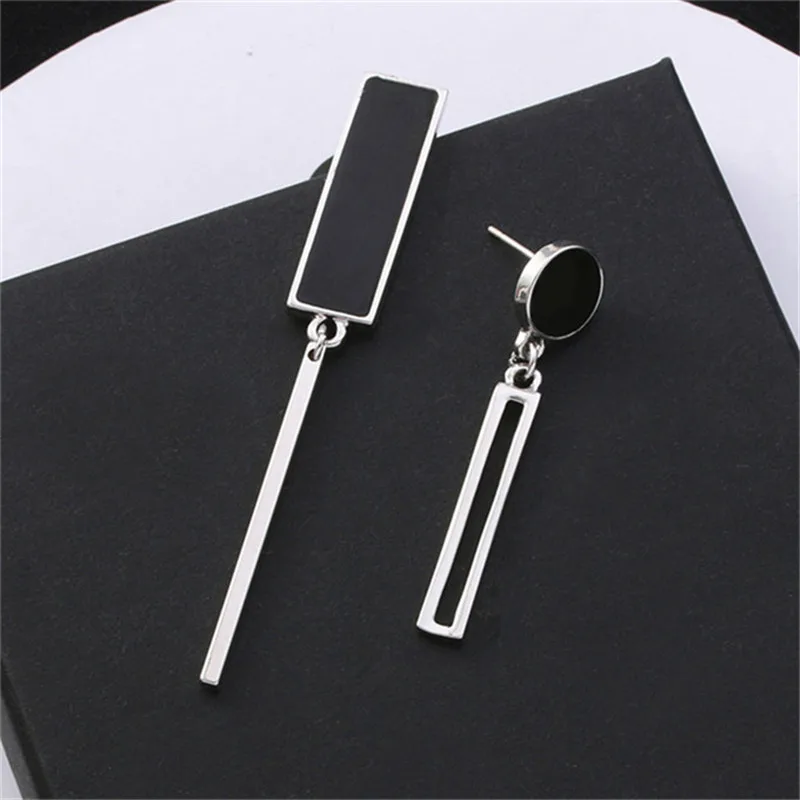 Korean Geometric Long Asymmetric Earrings 2026 Metal Earing Hanging Fashion Women Party Jewelry Pendientes Brincos