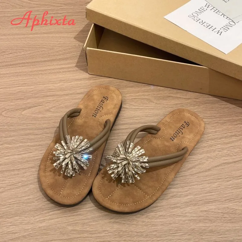 Women's Crystal Rhinestone Flip Flops Sparkly Beaded Thong Sandals Non-Slip TPR Sole Flat Slippers Casual Summer Beach Shoes