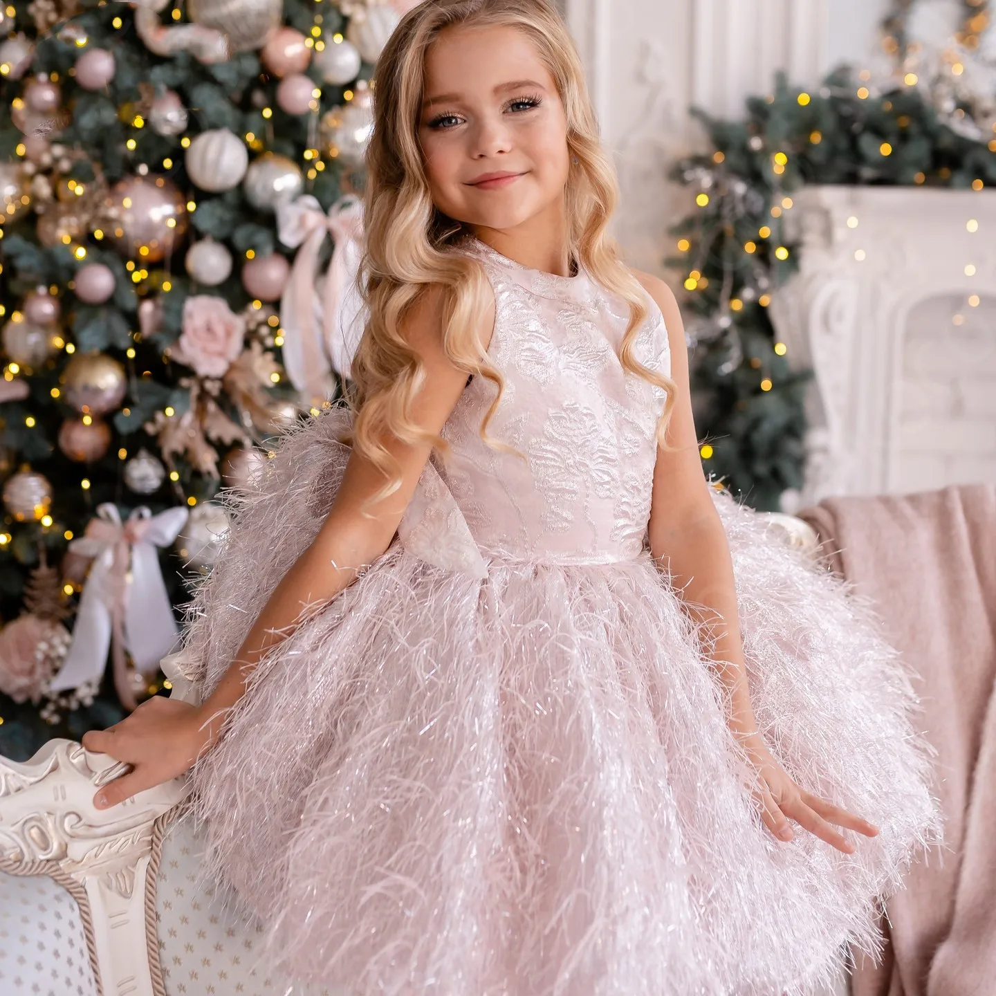 Lovely Sleeveless Short Delicate Princess Flower Girl Dress Wedding Dresses Party Ball First Communion Gowns Kids Birthday Gift