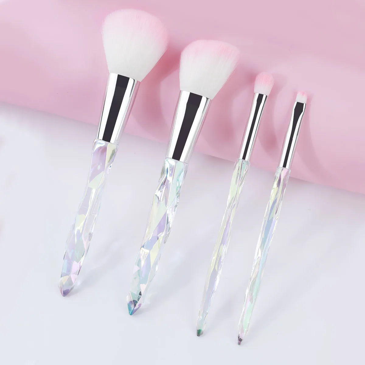 ชุด kuas Rias 4ชิ้นแปรงรองพื้น kuas Blush ON แปรงคอนซีลเลอร์แปรงอายแชโดว์พร้อมกล่องแปรงเครื่องสำอางแบบมืออาชีพ