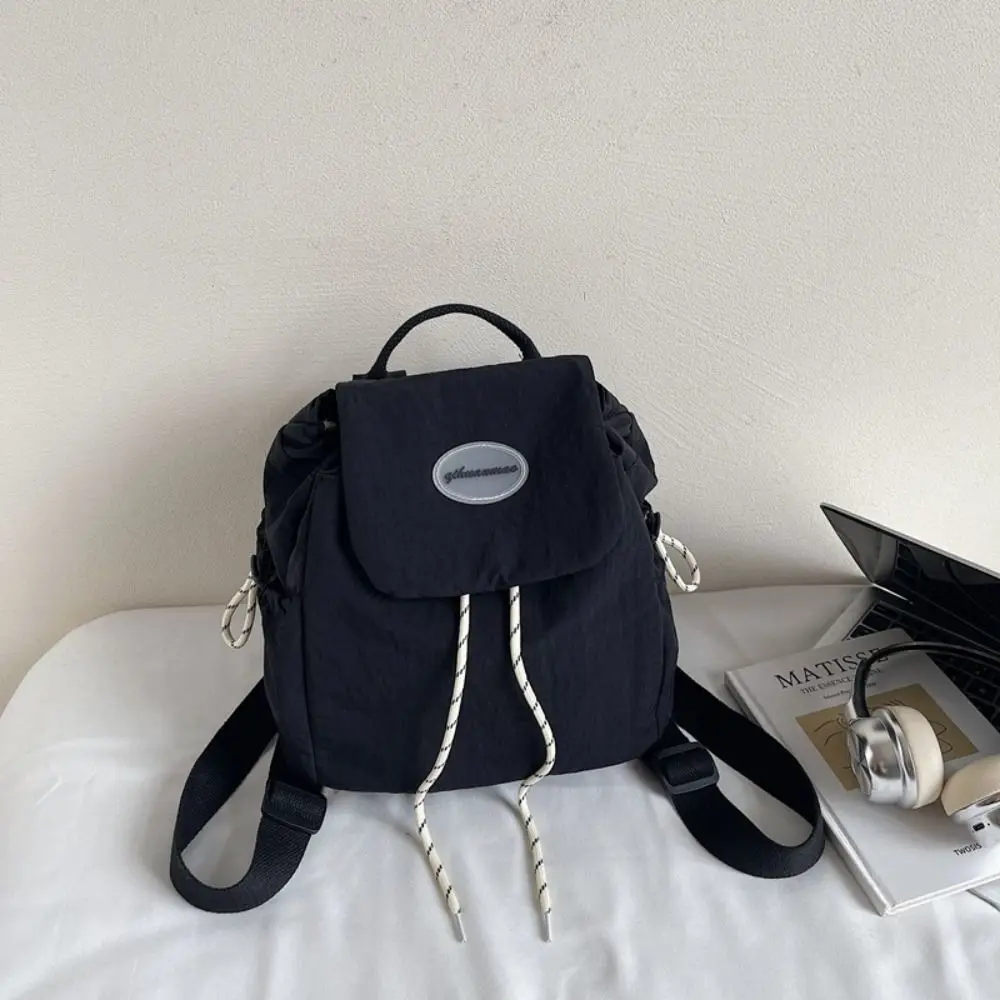 Zaino portatile da donna in nylon con coulisse, leggero, multitasche, zaino casual impermeabile con manico
