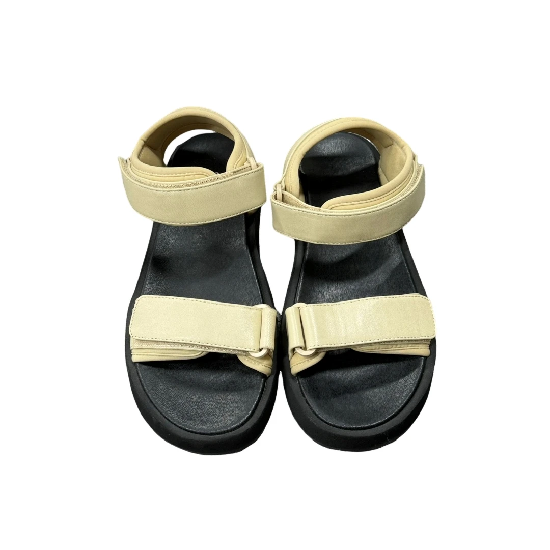 

Изысканные и модные сандалии. Летние сандалии на платформе. Женские пляжные повседневные спортивные кожаные минималистичные одно слово с сандалиями AD1127.