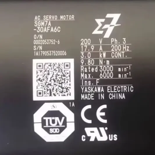 

SGM7A-30AFA6C Совершенно новый серводвигатель, быстрая доставка SGM7A 30AFA6C