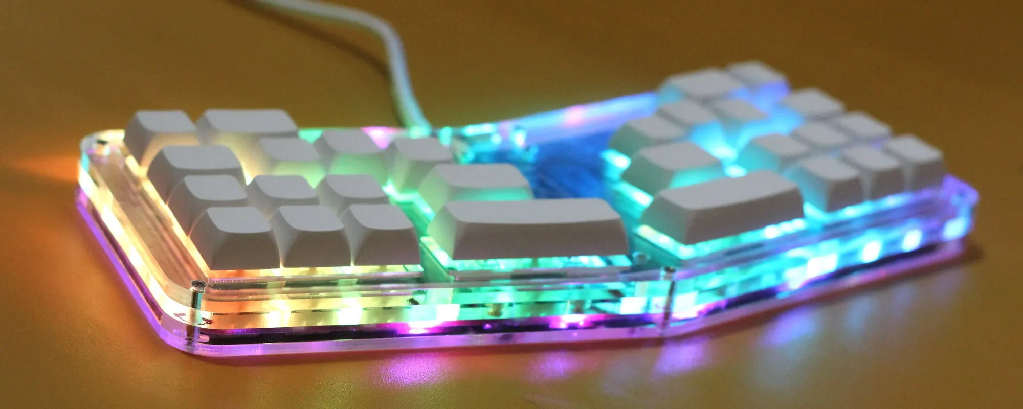 Imagem -04 - Via Suporte Ergonômico Gaming Teclado Mini Teclados Mecânicos Hotswap Acrílico Case Rgb com Fio tipo c