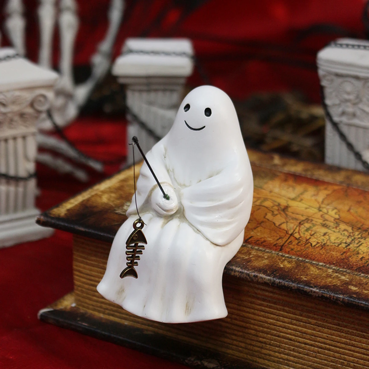 

Halloween Fishing Ghost Statue Ornaments - 3.38 Inch Creative Fantasy Angler Ornaments, Ghost Angler Theme Resin Art Decoration