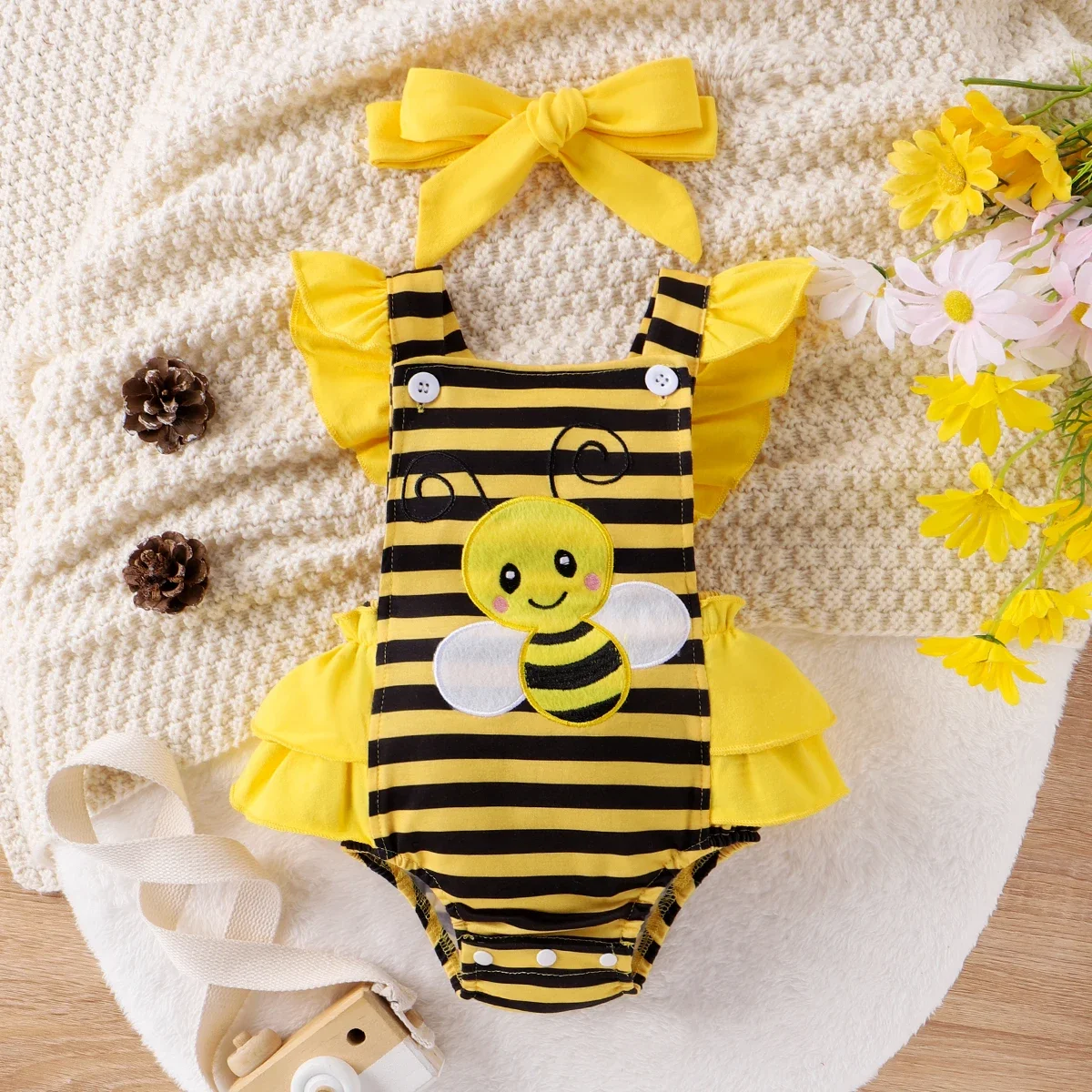 PatPat 2pcs Baby Girls Marine Flutter Sleeve Romper Set Suitable for Summer Season Soft and Comfortable Perfect for Outings