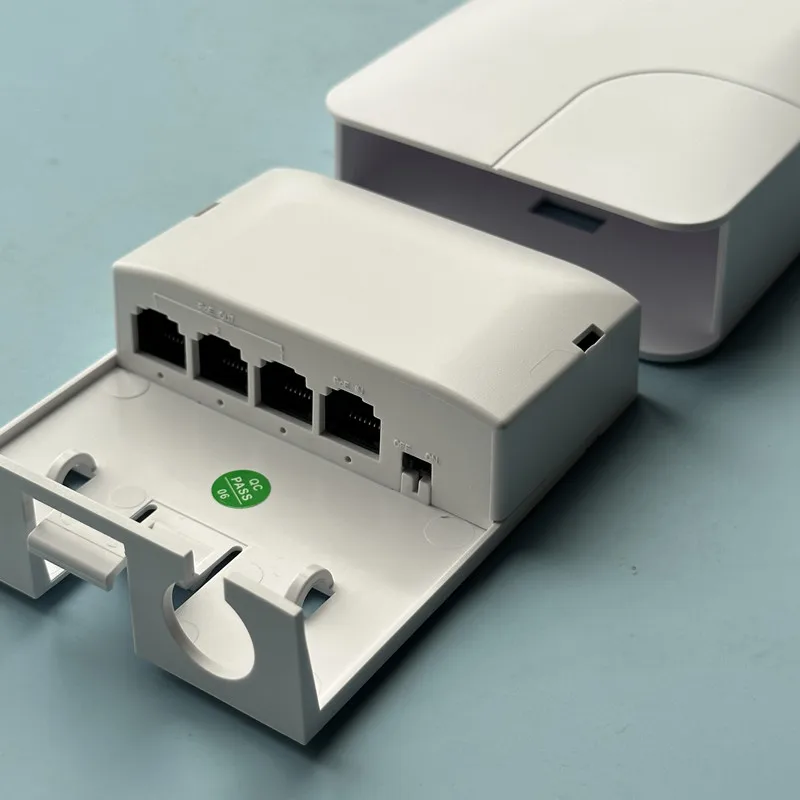 Outdoor Waterproof POE Extender 4 Port Network Switch Repeater 4 Port POE Repeater 10/100Mbps For PoE Switch NVR IP Camera