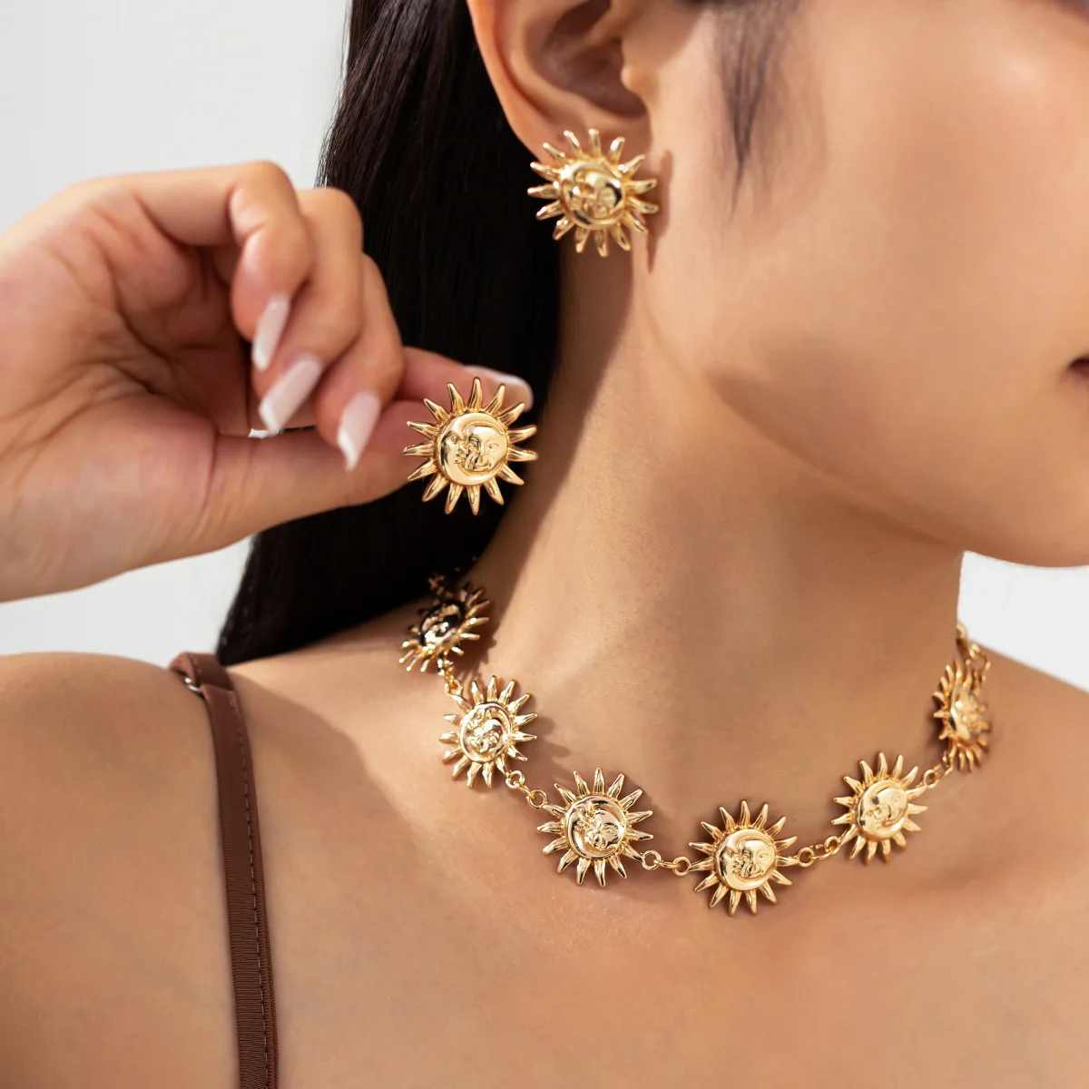 Accessories Vacation Style Fashion Sun Earrings Necklace Set Light Luxury Premium Earrings Women's Necklace