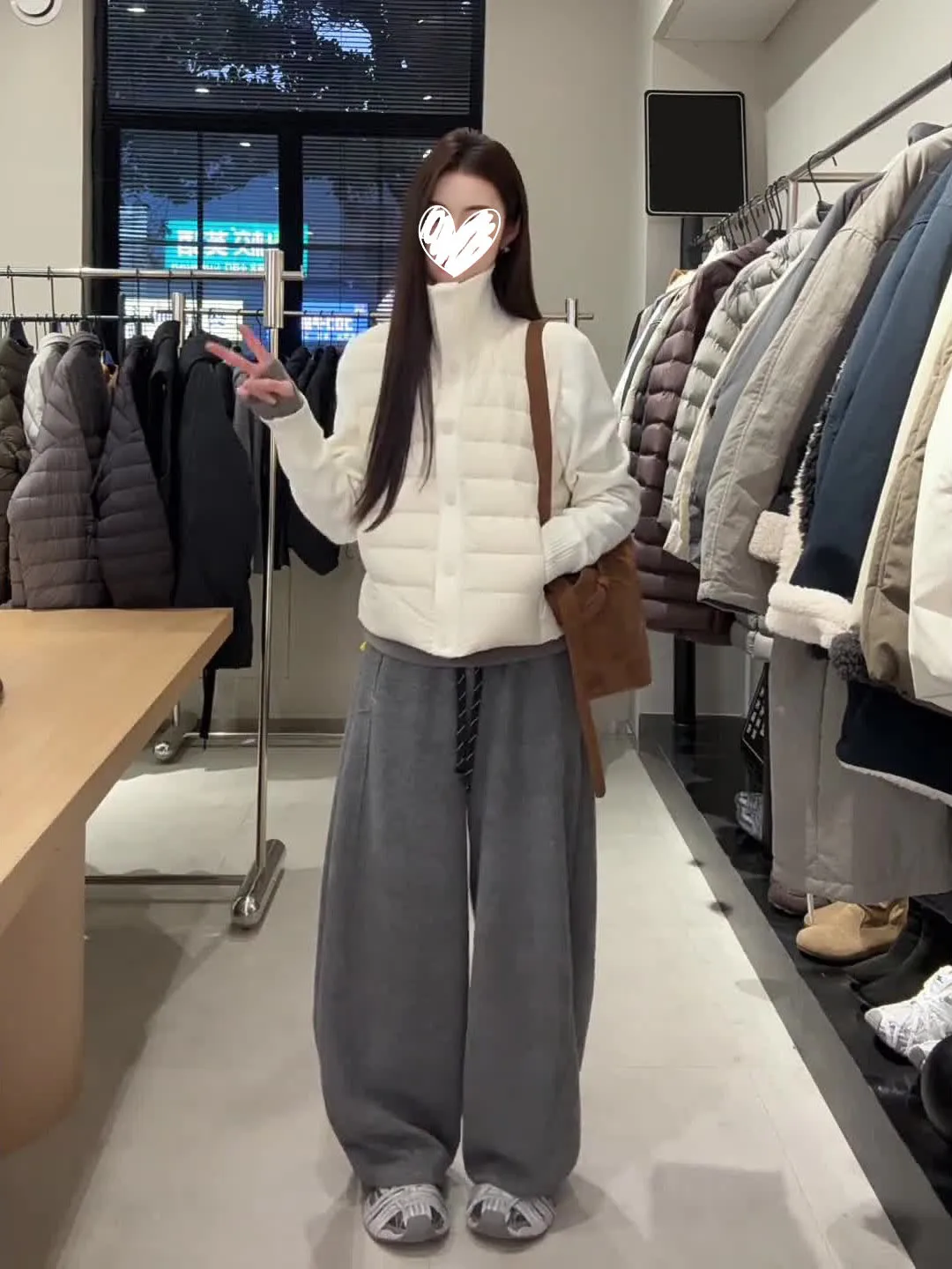 

Korean Style Knitted Long Sleeve Stand Collar Patchwork 90 White Duck down Lightweight Short Outerwear for Women Autumn Winte...