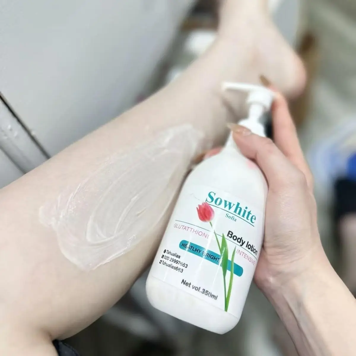 

Whitening & Body Care Lotion 350ml, Skin Brightening Moisturizer for Face and Body