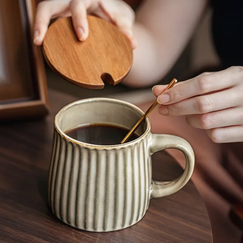 Handmade cups with high aesthetic value, vintage ceramic cups, coffee cups, Chinese ceramic drinking utensils