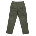 green pants