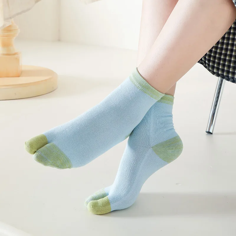 

5 Pairs Women‘s Tabi Socks Fashion Colorful Cotton Toed Thumb socks Sock Japanese Style Harajuku Party Dress Socks Two FIngers