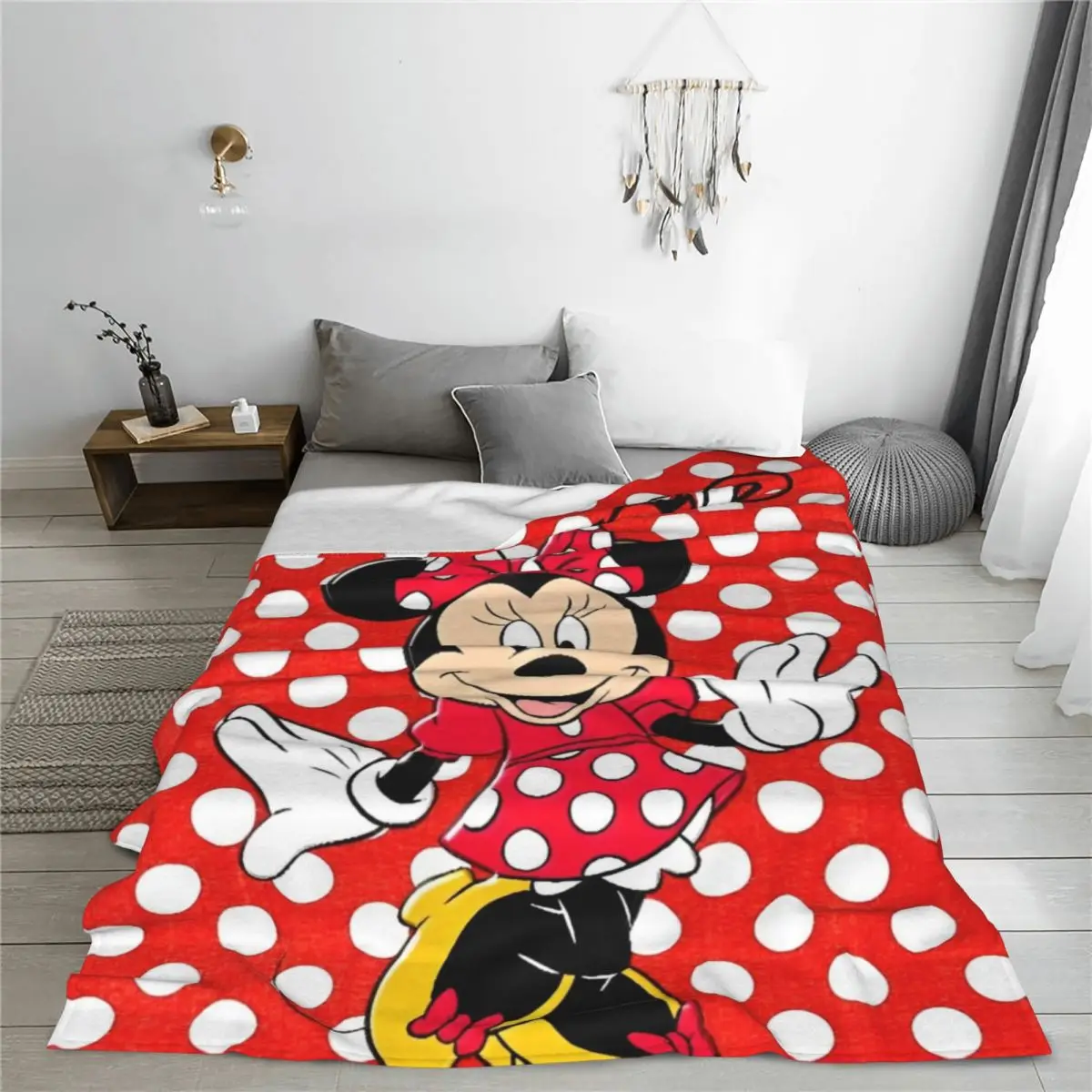 Cute Minnie Mouse Flannel Blanket Beauty Cartoon Fashion Throw Blankets for Bed Sofa Couch Bedspread