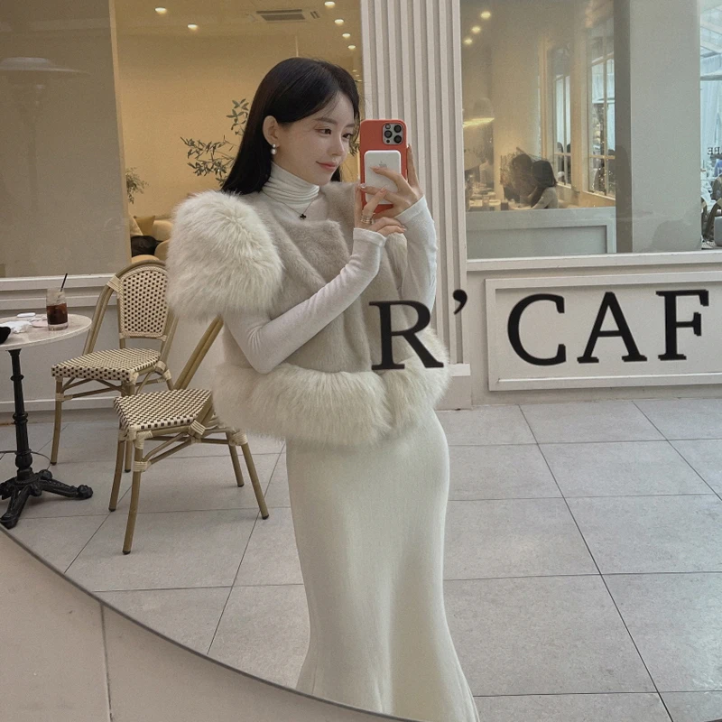 South korea Dongdaemun Autumn and Winter New Retro Sweet Fur Fur Vest Patchwork Heavy Industry Imitation Fox Fur Outerwear Women