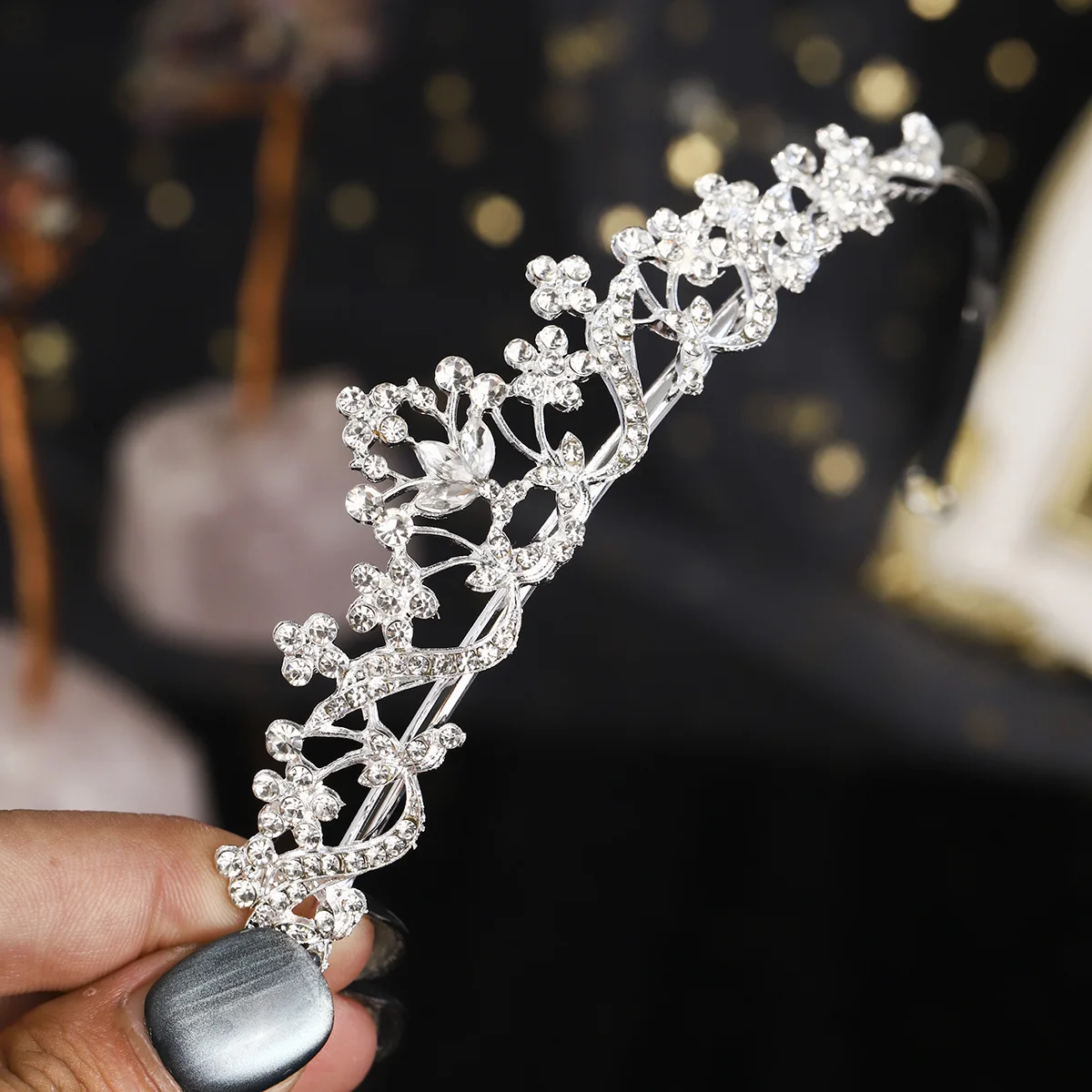 Fashion Alloy Flower Crown Hair Accessories For Women Sparkling Rhinestone Tiara Headpiece Party Jewelry Hairband  As Gifts image 5