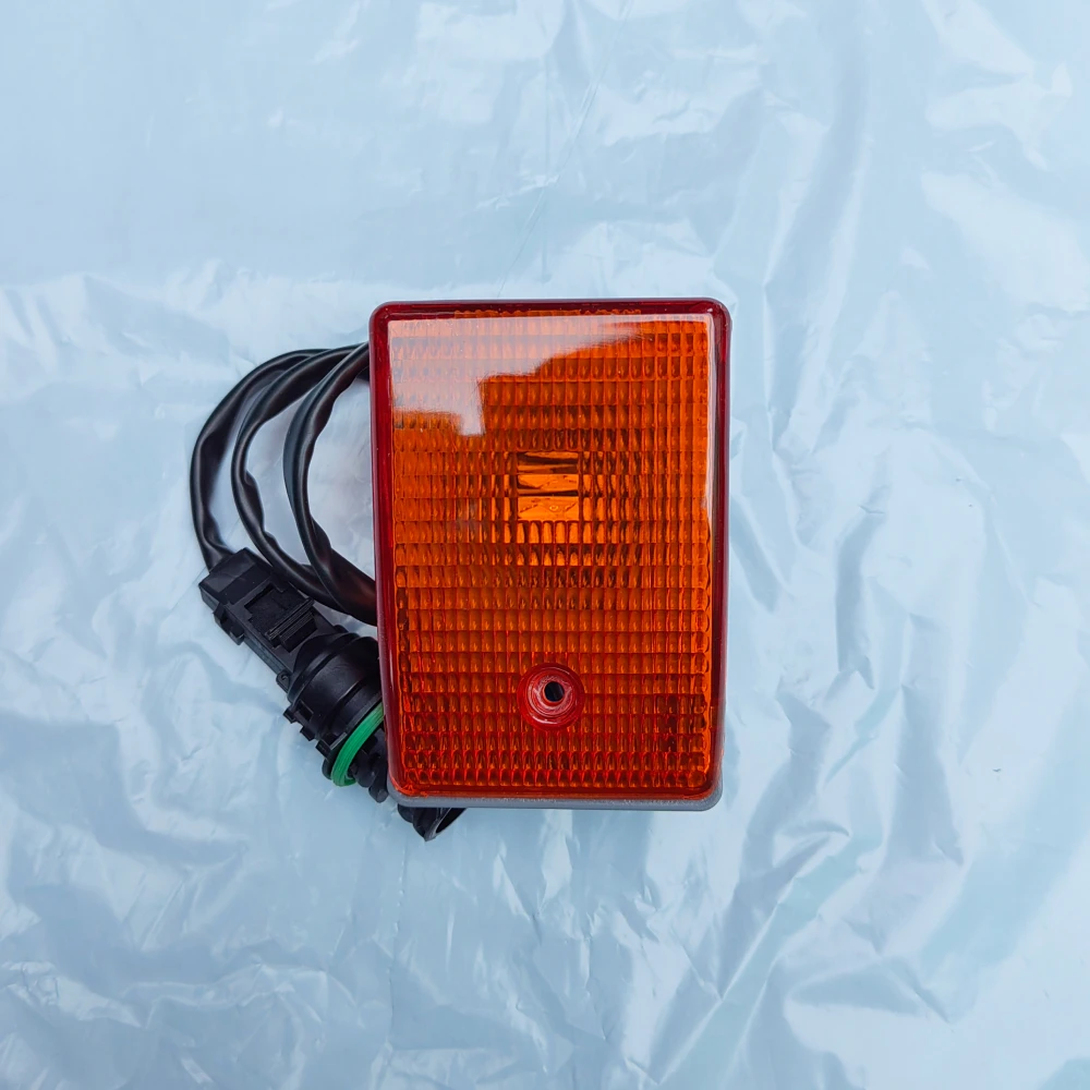 2Pcs 24V LED Cab Corner Lights For Mercedes Actros MP3 MP2 MP1 MB V8 V6 1841 2641 2555 3255 3341 Truck Turn Signal Spare Parts
