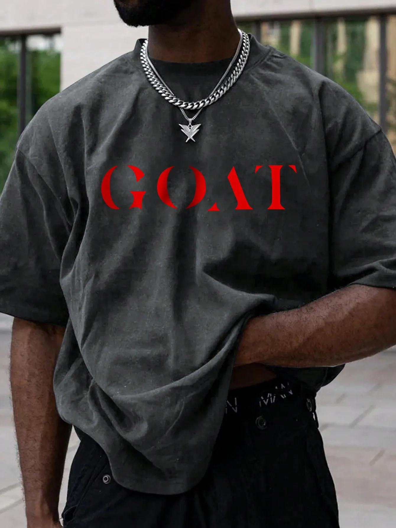 

Men's Oversized Graphic Print T-Shirt with Distressed Look for Casual Streetwear