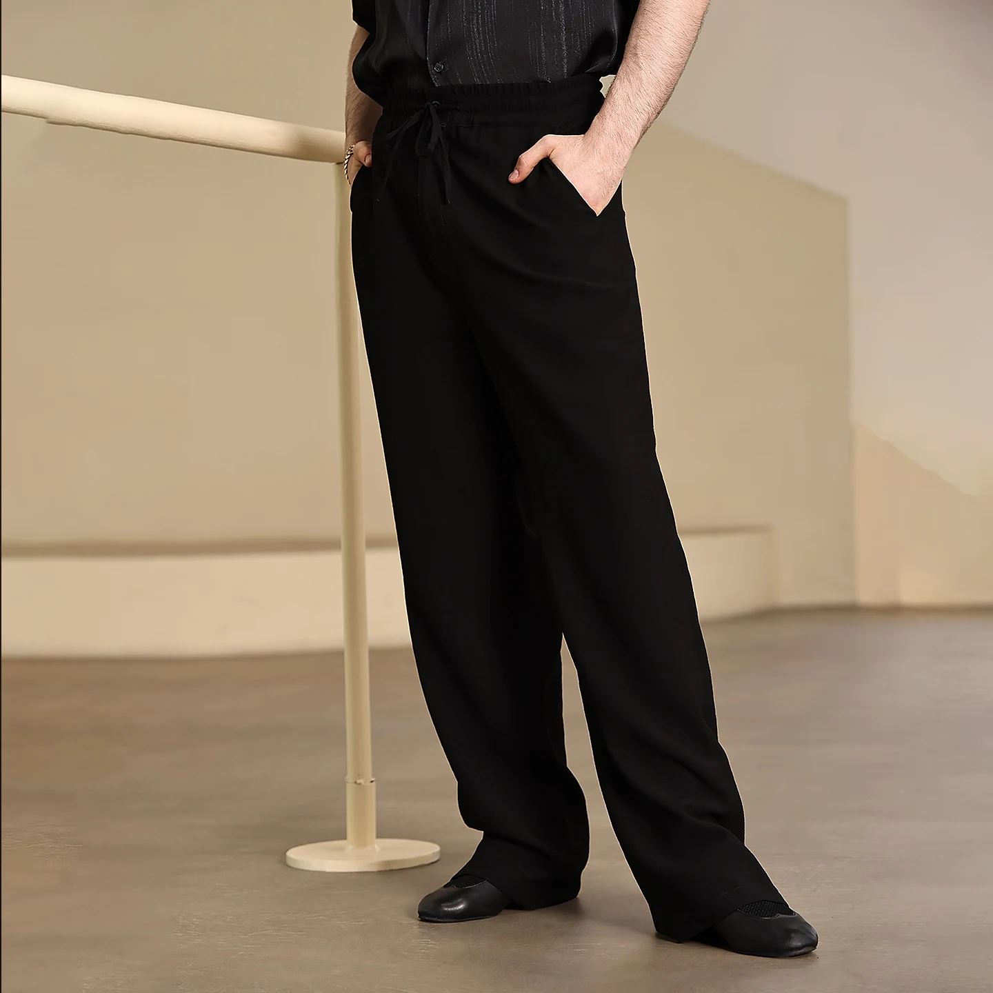 2025 سراويل الرقص اللاتينية للرجال ملابس ممارسة فضفاضة تشا تشا رومبا سامبا السالسا سراويل الرقص اللاتينية ملابس الرقص الذكور BL16195