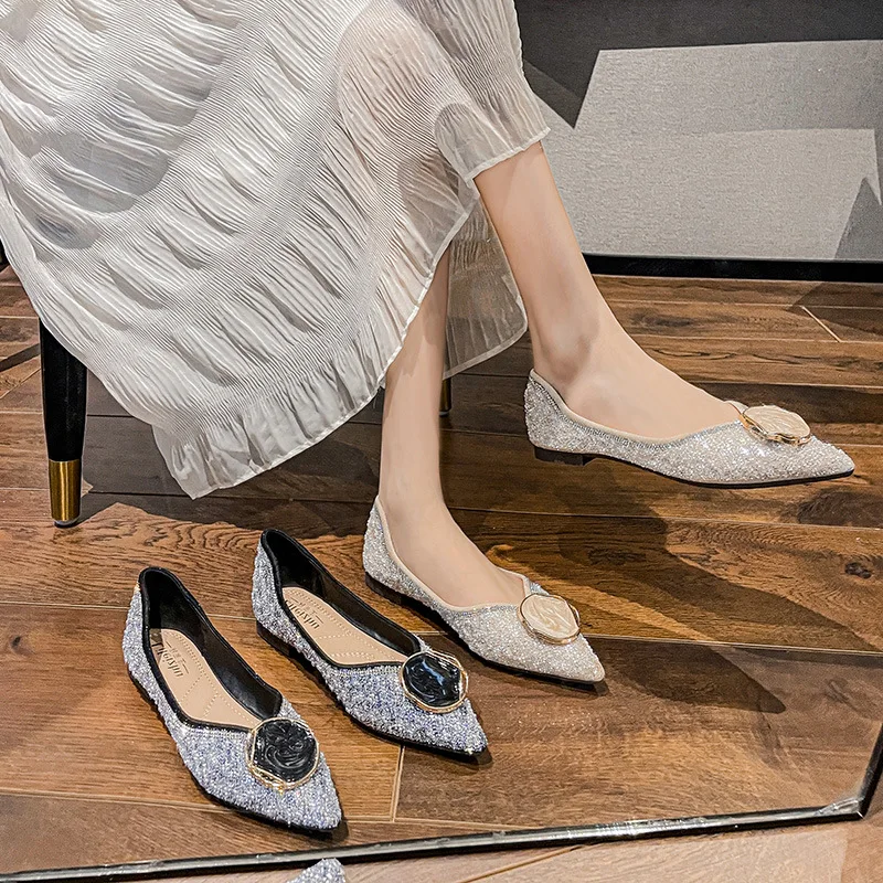 

Plus Large Size Pointed Toe Toe Lock Flats Female Casual Women Shoes Soft Sole Glitter Woman Flats New Crystal Flats Ladies A039