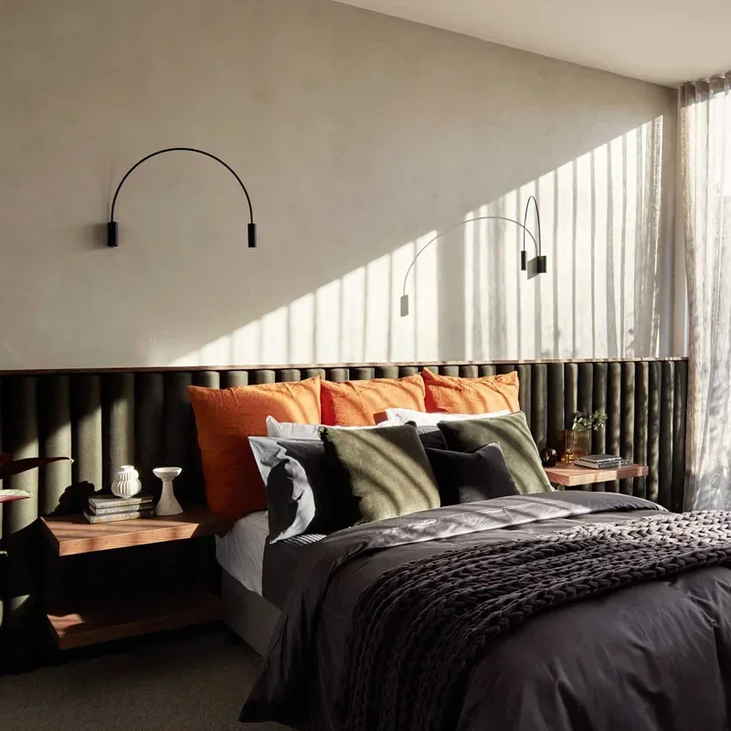 Minimalist Bend Tube Profile Wall Lamp LED Golden Arch Rotatable Metal Art Dining Room Restaurant Living Room Home Decor