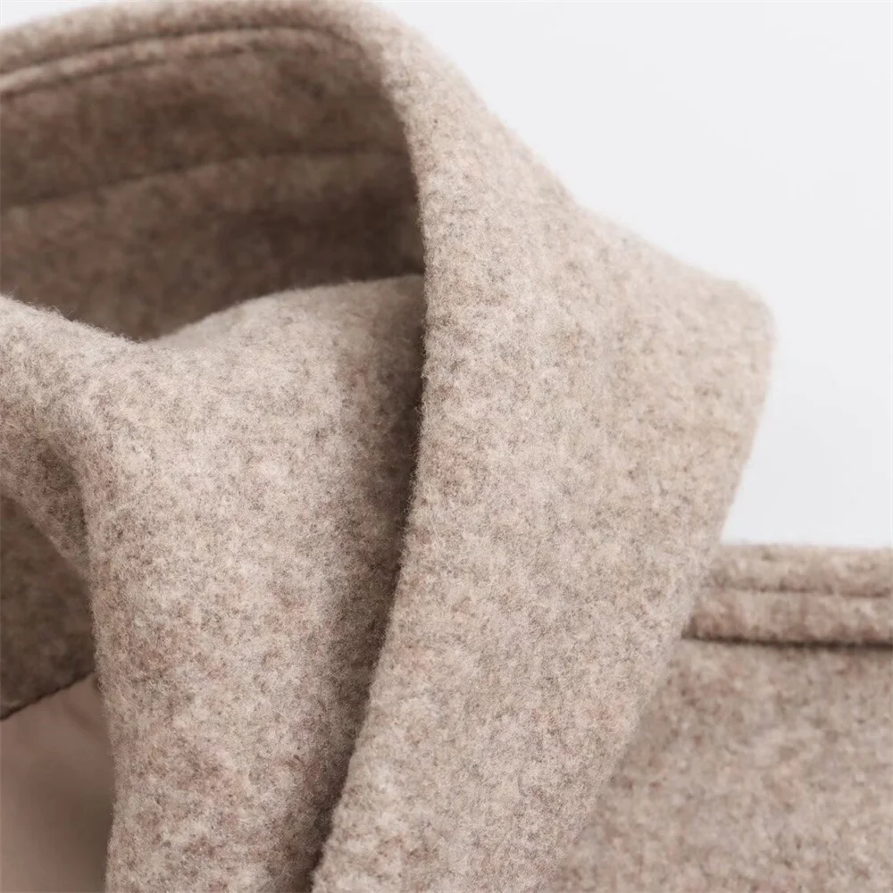 เสื้อแจ็คเก็ตนักบินสั้นสไตล์ยุโรปและอเมริกาสำหรับผู้หญิง คอลเลคชั่นใหม่ ฤดูใบไม้ผลิ 2024 เนื้อผ้านุ่ม