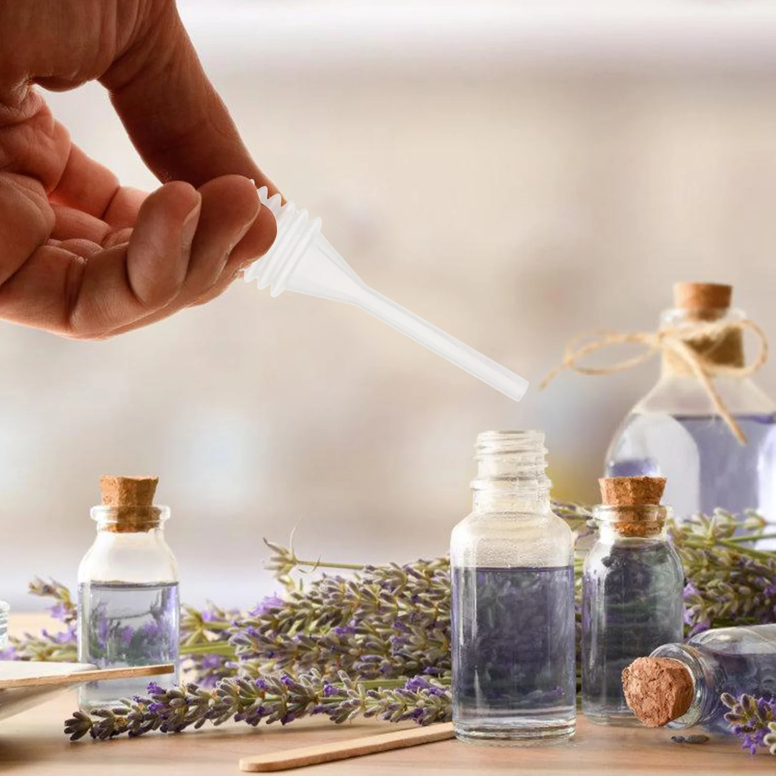 

50 Pcs Spring Transparent Dropper Eye Perfume or Droppers Pipettes for Essential Oil