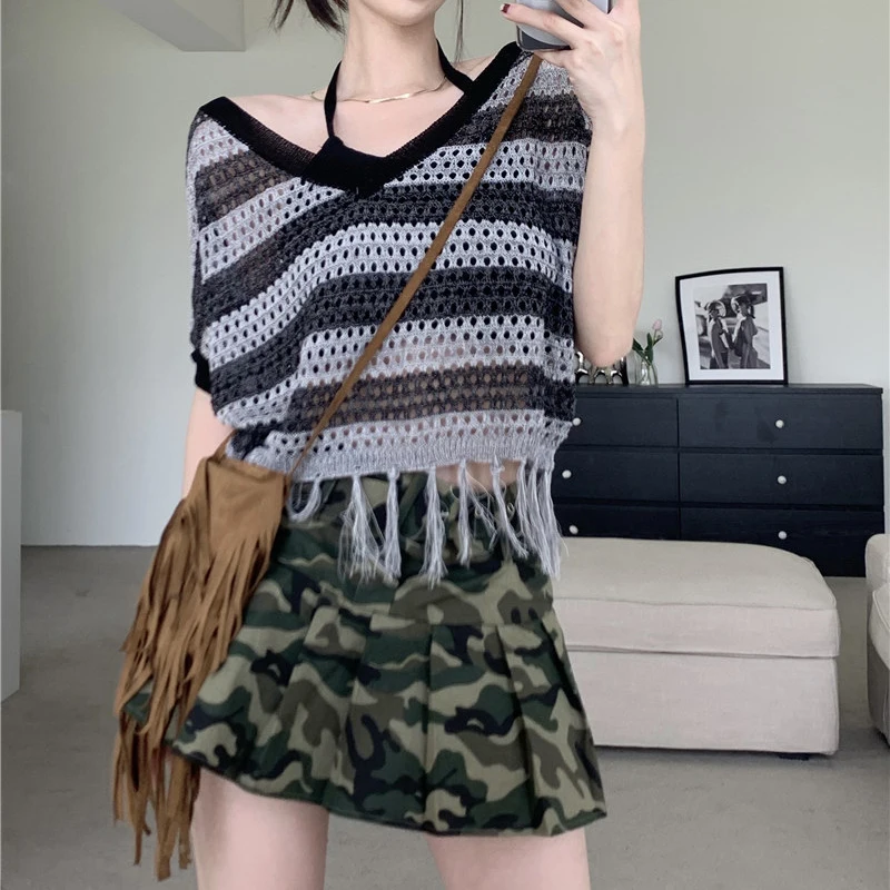 

Summer Short Sleeve Knitted Tops V Neck Striped Hollow Out Tassel Vintage Fashion Casual Loose Vests 2024 New