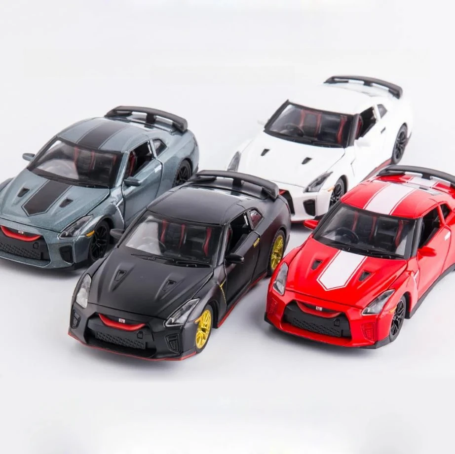 1:32  Super Sport Car Metal Model with Light and Sound S GTR R35 Diecast Pull Back Vehicle Toy Collection