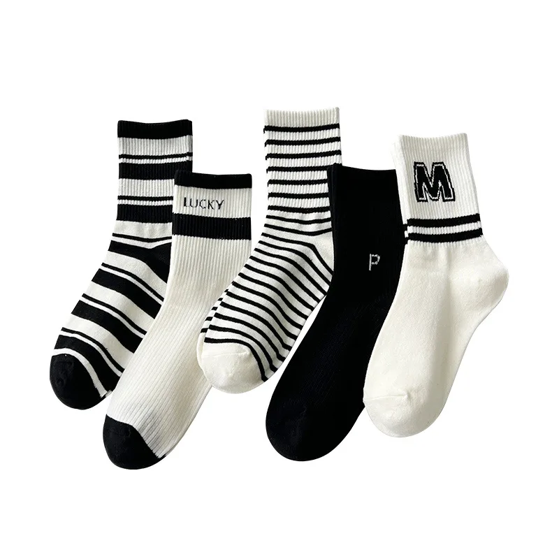 Autumn Winter Korean Women Socks Black Letter Number Kawaii Sports Shoes for Women Fashion Casual Harajuku Stripe Funny Sock