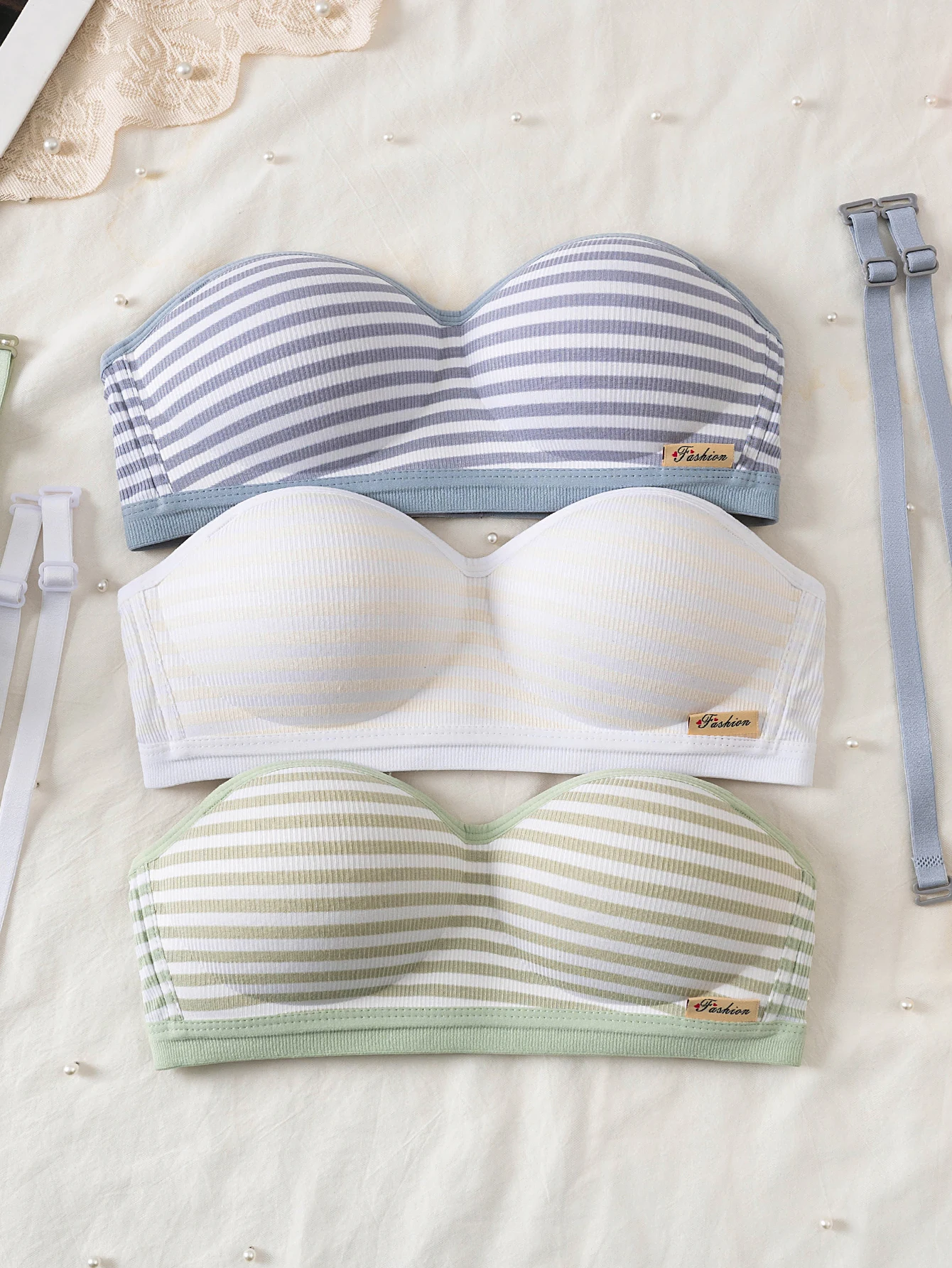 3 pcs teenage girls' bras, wireless bras, developmental bras, anti-sagging comfortable strapless bras, adjustable shoul