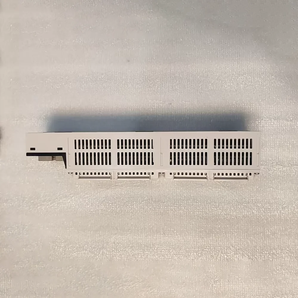 The Programmable Logic Controller 24V EPSK-32ND3