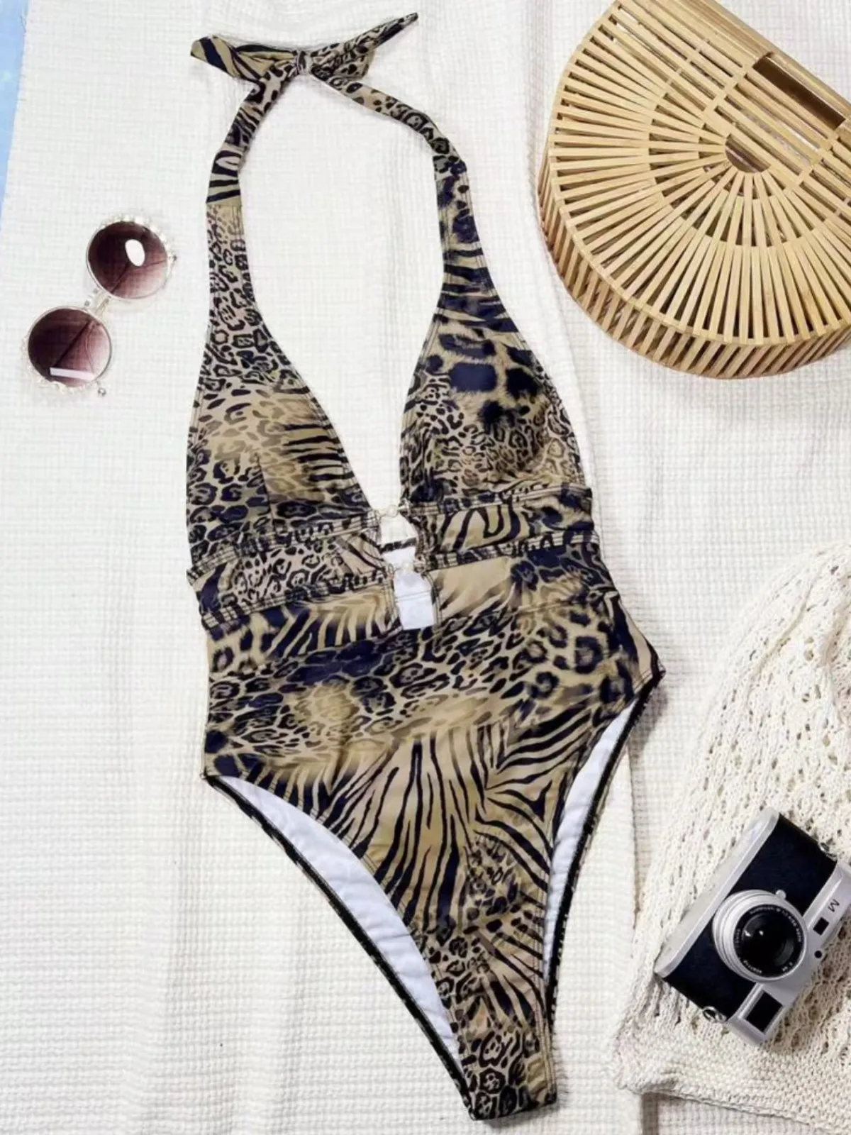 Costume da bagno intero push up con schiena profonda 2026 Monokini stile bikini per busto piccolo Costume da bagno sexy con schiena bassa Set di abiti leopardati estivi