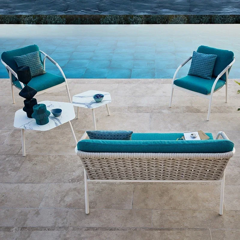 Nordic Garden Metal Lounge Furniture Furniture Upholstered Fabric Aluminum Sofa Sectional Outdoor Lounge Sofa