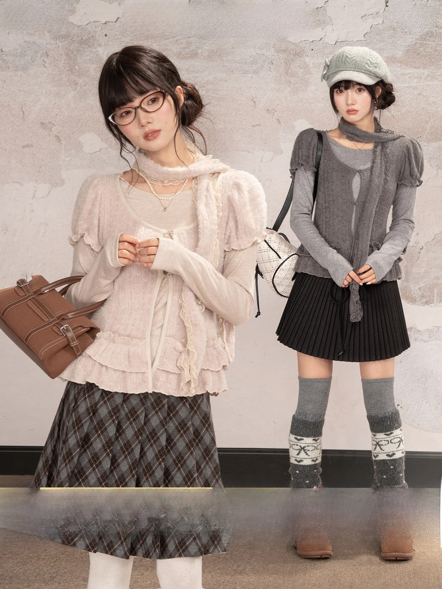 

Loveheynew Pure Color round Neck Short Sleeve T-Shirt with Wood Grain Base Layer Top for Women Winter Commute Style