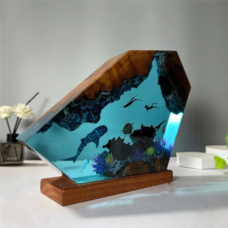 COFA-Undersea Resin Lamp Whale Turtle Human Diving Night Light Home Gift Office, Desk Bedroom Decoration Night Light
