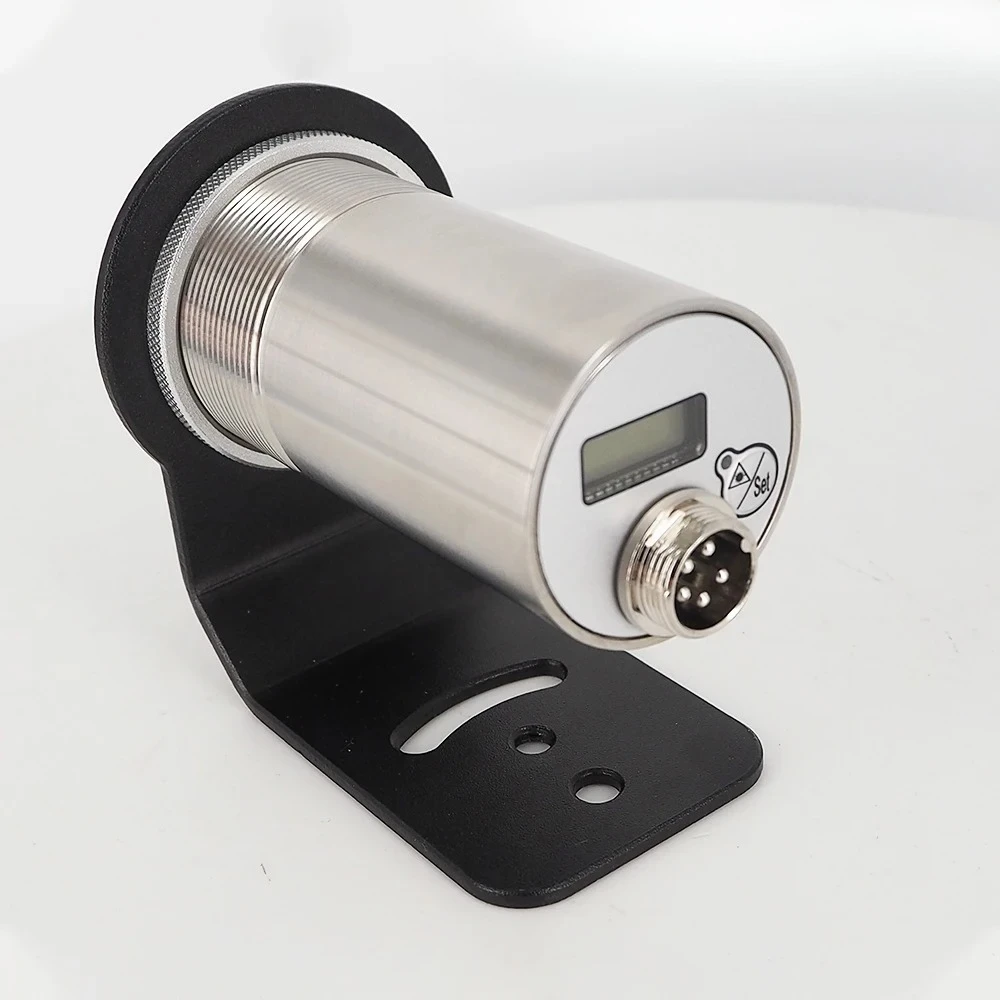 Short-wave Infrared Thermometer (with Self-targeting Laser)