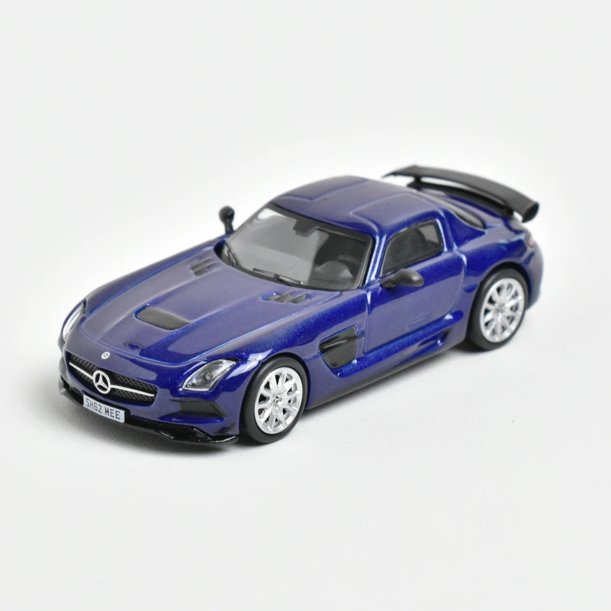 

Tarmac работает TW 1:64 SLS черная серия литая модель автомобиля