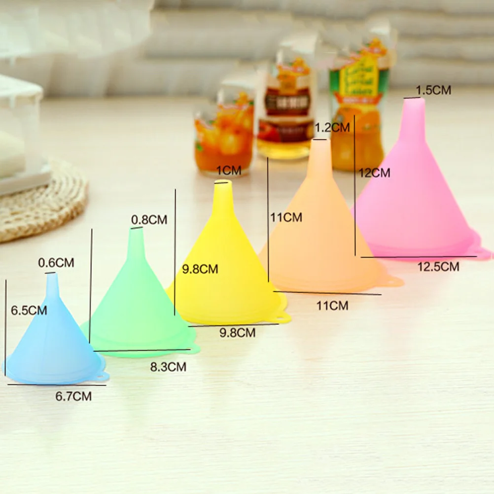 

15pcs Candy Color Plastic Kitchen Funnel 5 Sizes Liquid Transferring For Oil Spice Powder Lotion Household Use