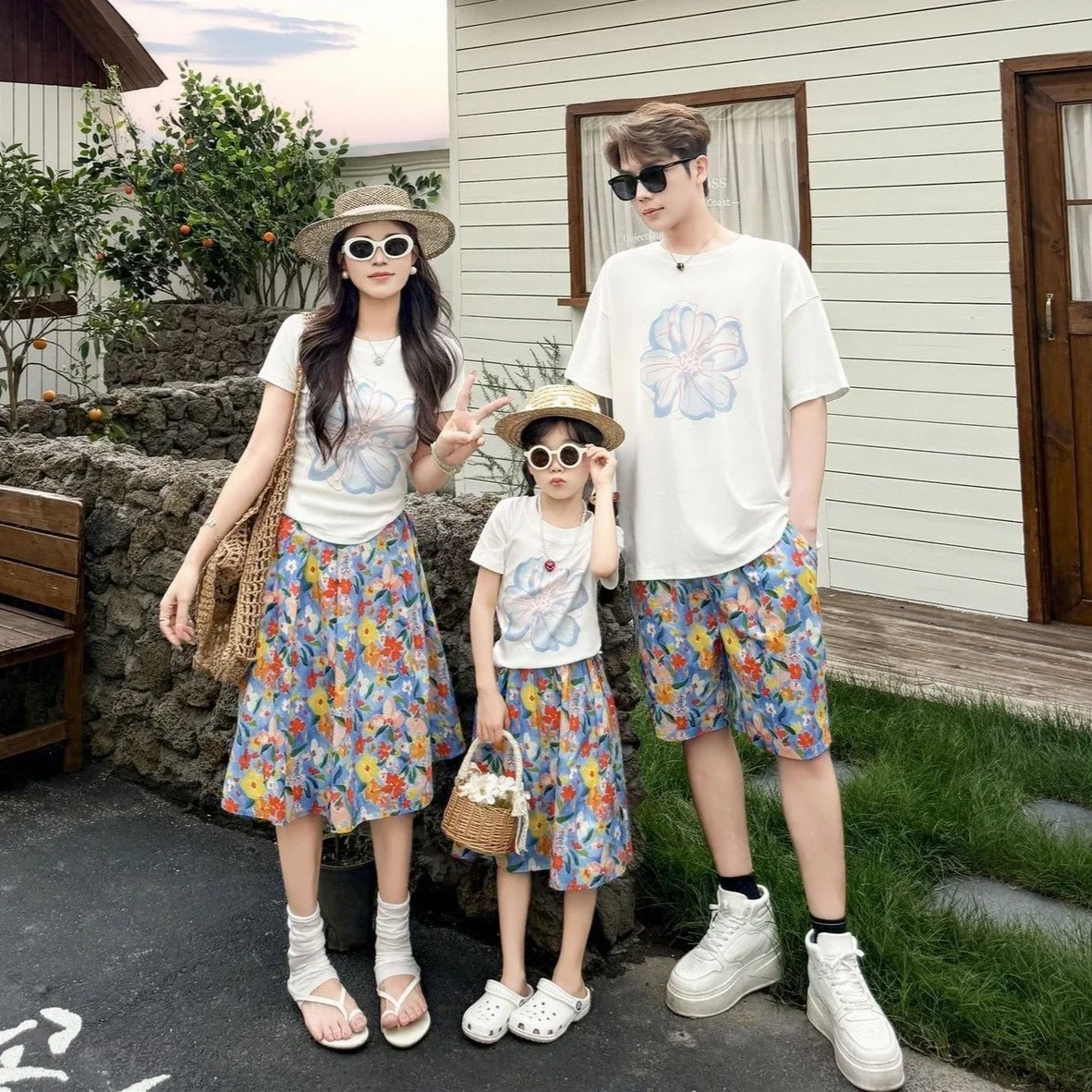 2026 Summer Family Matching Outfits Floral Print Mommy and Me T-Shirt + Skirt Dad & Kid Tee + Shorts Vacation Beach Clothes