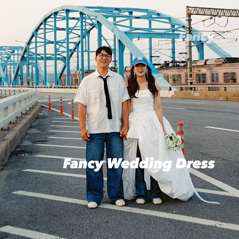 Fancy Simple Taffeta Wedding Dress A Line Irregular Evening Dresses Back Corset Strapless Birthday Party Dresses Customized