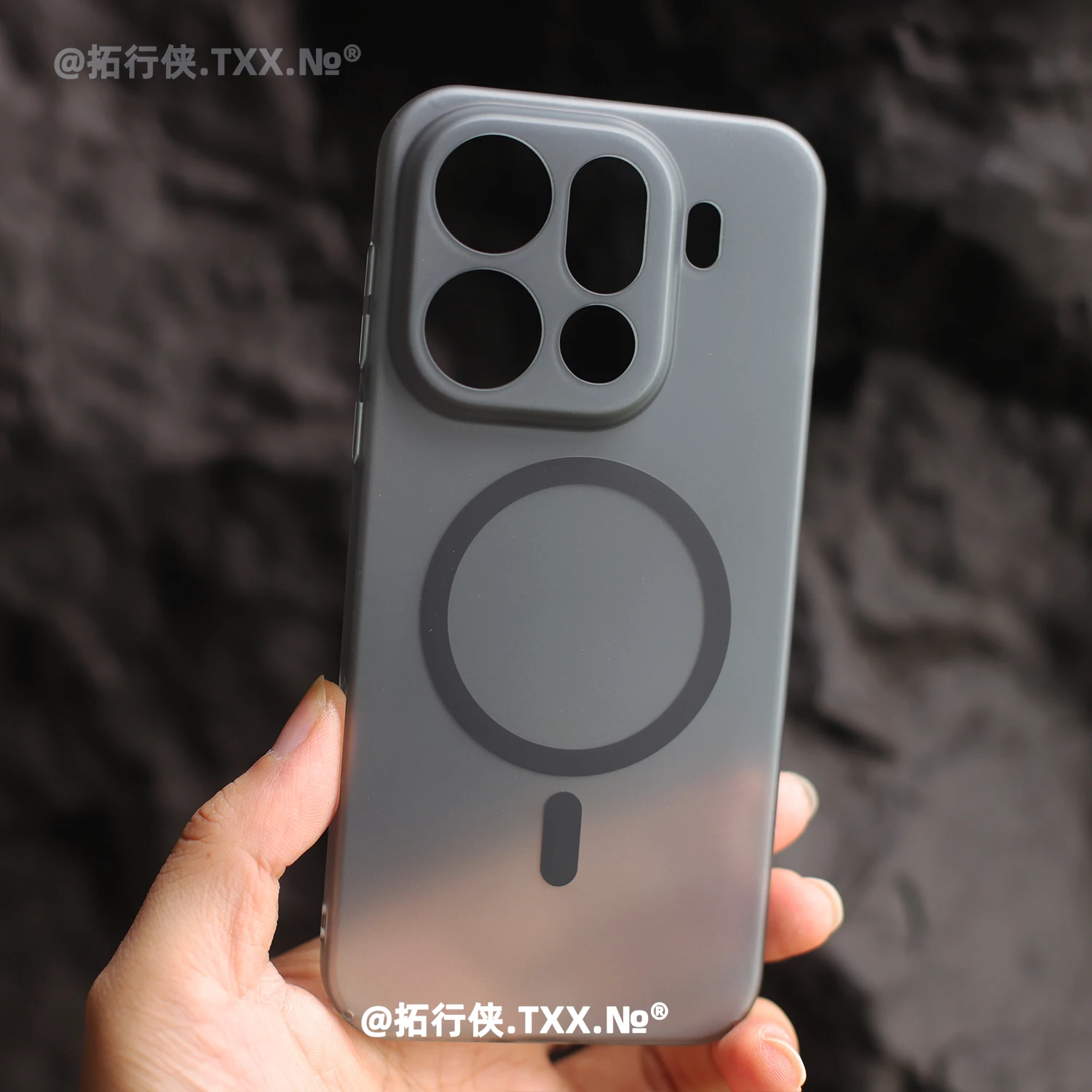 حافظة لهاتف OPPO Find X9 Pro غير لامعة رفيعة للغاية PC شفافة Magsafe مغناطيسية لحماية الظهر كوف لـ OPPO Find X9 X9Pro ممتص الصدمات