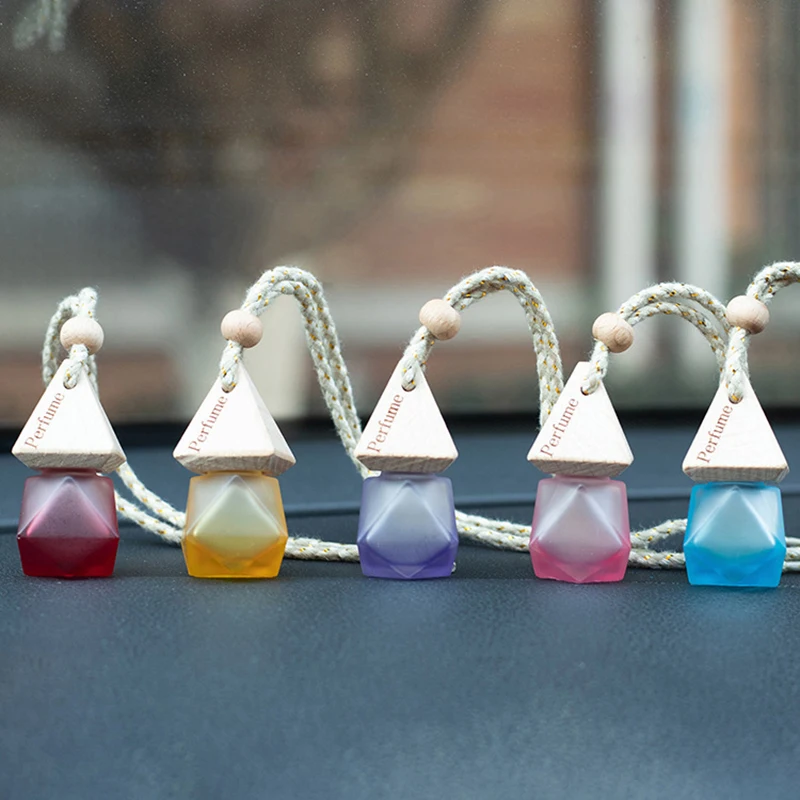 Triangle Cap Diamond Colored Frosted Empty Bottle Interior Accessory Car Essential Oil Diffuser Scent Perfume Bottle Ornament